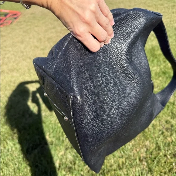 Dooney & Bourke Large Black Leather Hobo Bag - Picture 8 of 16